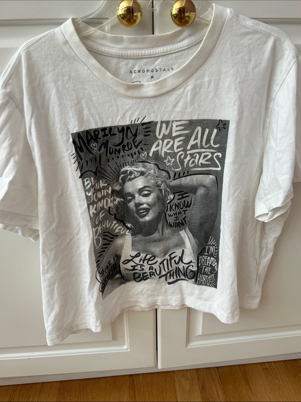 Aeropostale White Graphic Marilyn Monroe Short Sleeve Tee size M